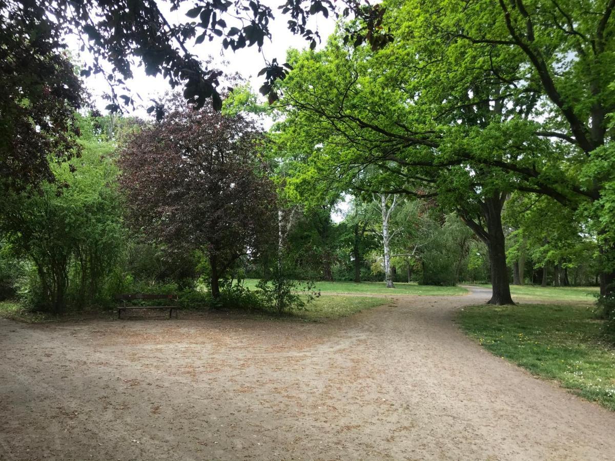 Zentrumsnahe Leipzig-Apartments, Nahe Ufz Und Bmw Inkl Parkplatz Und Fahrraeder Buitenkant foto